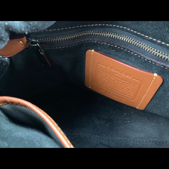 Coach - Picture 2 of 6